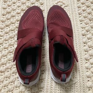 TIEM spin shoe